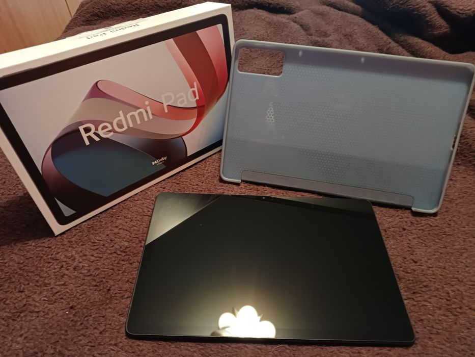 Tablet Redmi Pad 3GB RAM / 64GB ROM – Pouco uso + Acessórios