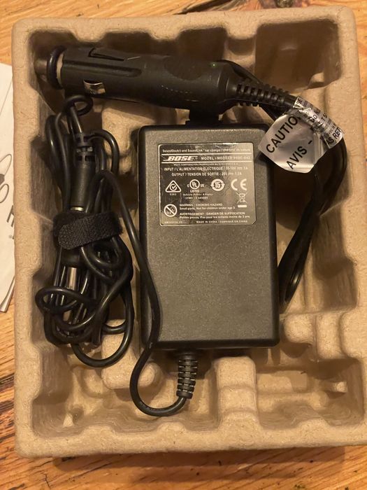 Oryginalna ladowarka samochodowa prądu stałego BOSE 99dc-042