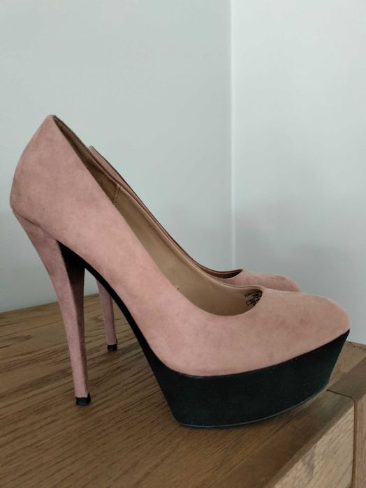 Buty damskie szpilki