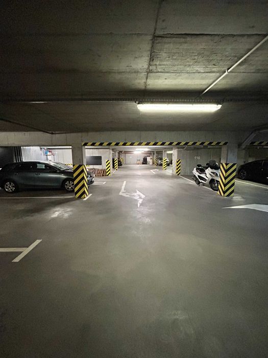 Miejsce postojowe w garażu podziemnym