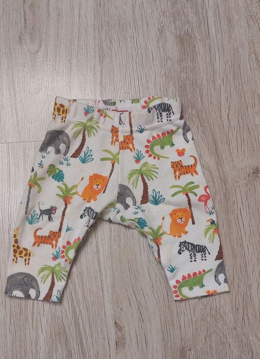 Spodenki niemowlęce