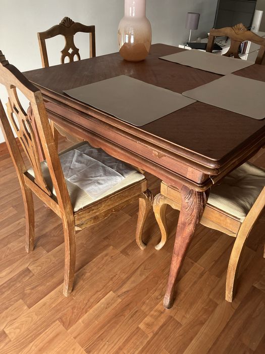Mesa e 4 cadeiras Queen Anne - Para Restauro