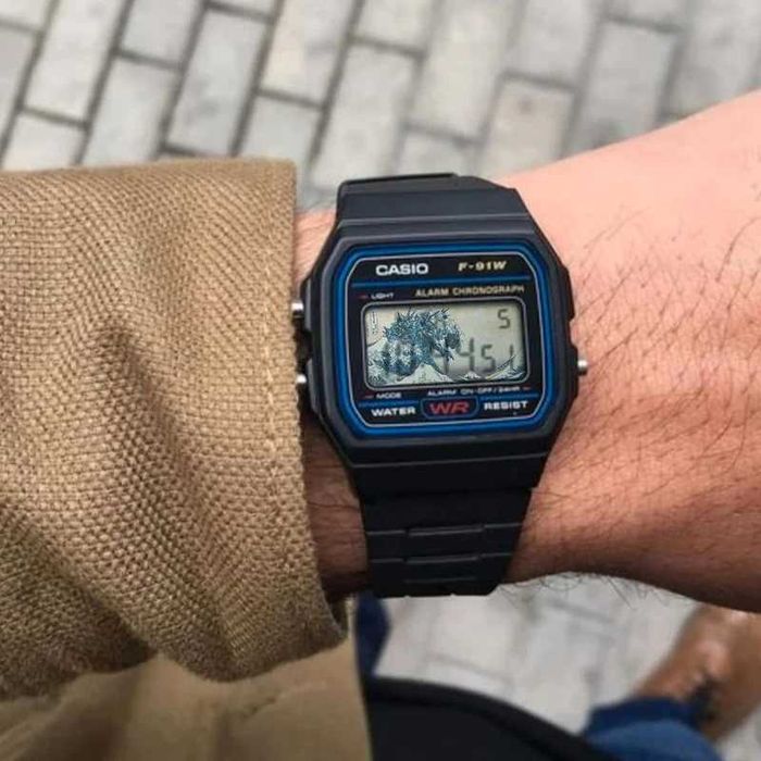 Casio F91W Modificado – Edição Godzilla, Novo