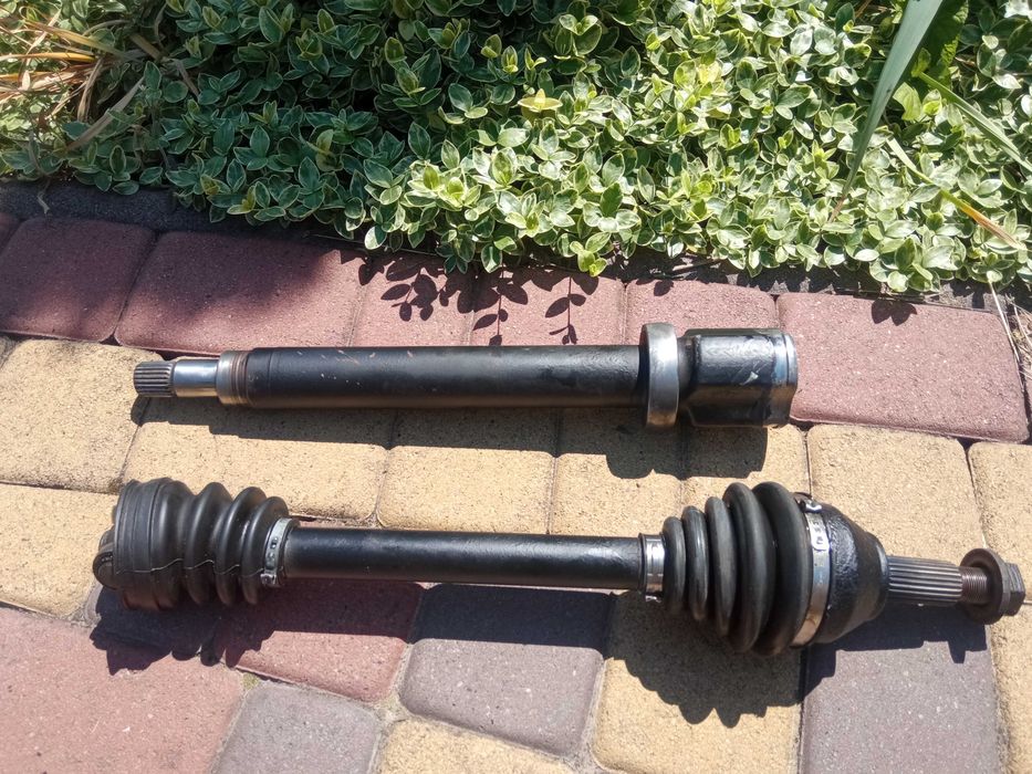 Піввісь напіввісь трьохшип+вал+зовнішний шрус+пильники Форд Фокус МК1