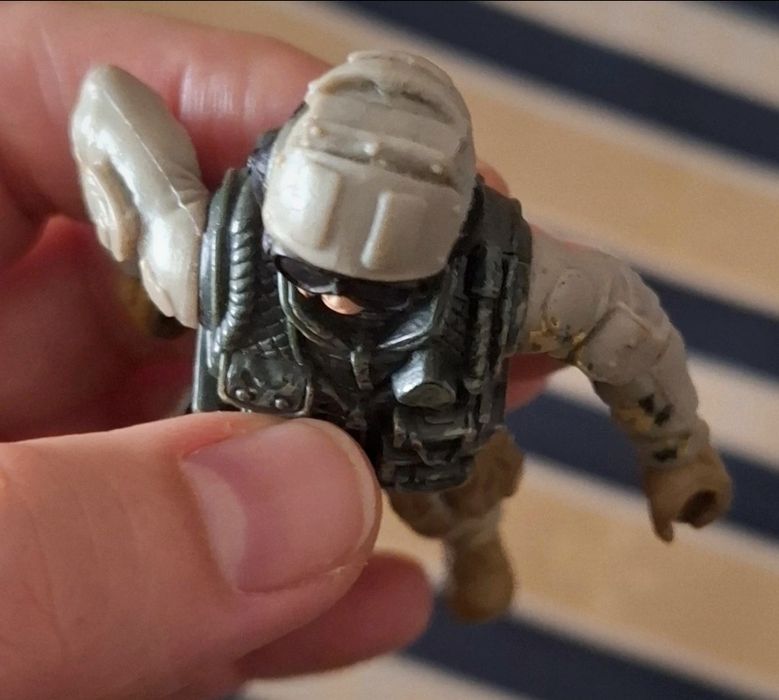 Chap Mei, boneco militar.