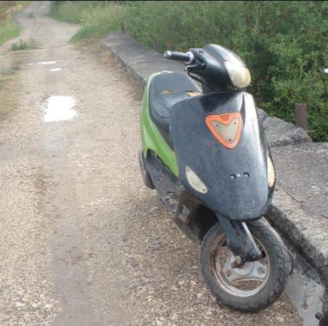 Скутер дефіант 49.9: 4 000 грн. - Мопеди / скутери Городок на Olx