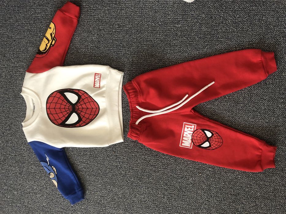 Продам костюм для хлопчика на флісі