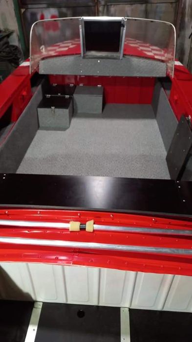 Моторная лодка Прогресс 2