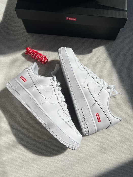 Buty meskie Nike_Air_Force_1_Low_'07_Supreme_Biały buty sportowe R.39