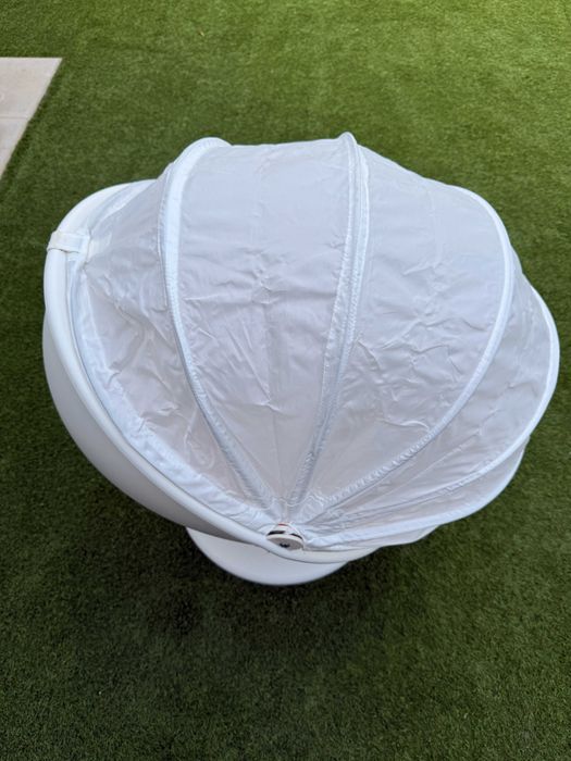 Poltrona Giratória branca (IKEA PS LÖMSK)