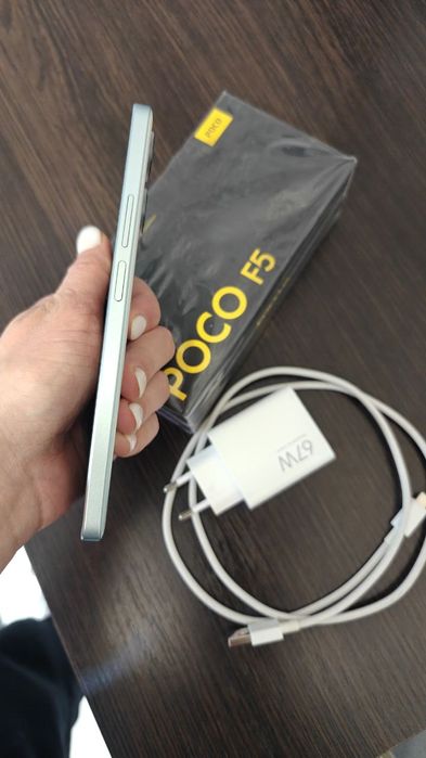 Xiaomi Poco F5 12/256 (white) состояние идеальное ( как новый)!