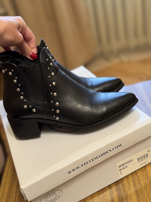 Чорні ботильони Steve Maddene