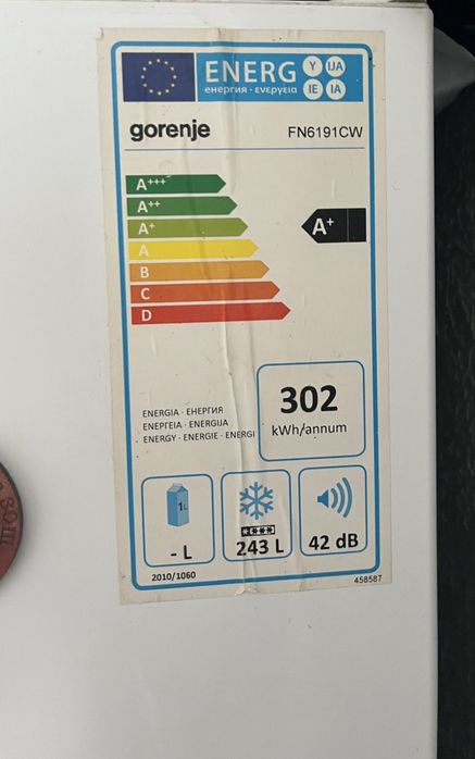 Морозильна камера gorenje FN6191CW