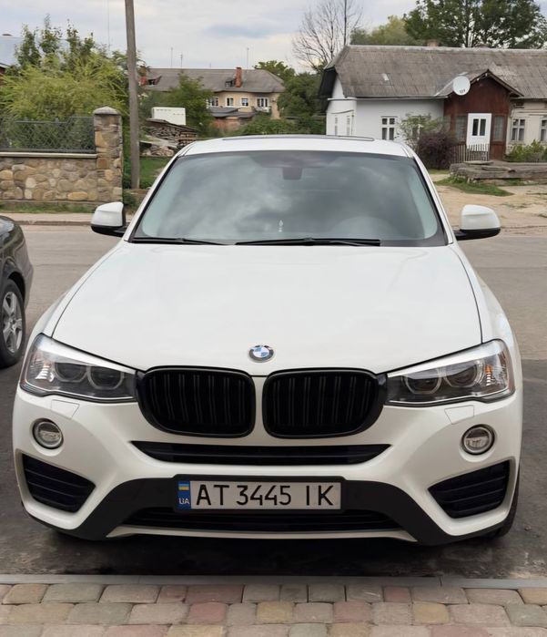 Автомобіль BMW X 4  2016рік
