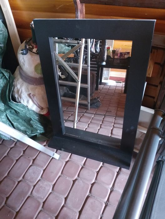 Lustro czarne lustro