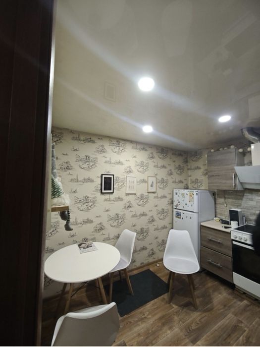Продажа 2ой квартиры в Александровском р-не