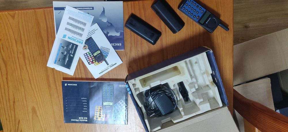 Telemóvel ERICSSON GA628 [90´s]