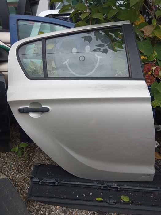 Drzwi Prawy Tył Hyundai i20 I