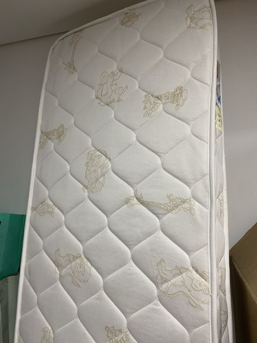 Colchao berço 118 cm*58cm Bebe