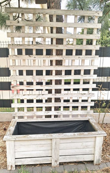 Pergola ogrodowa/ skrzynia na kwiaty z kratką