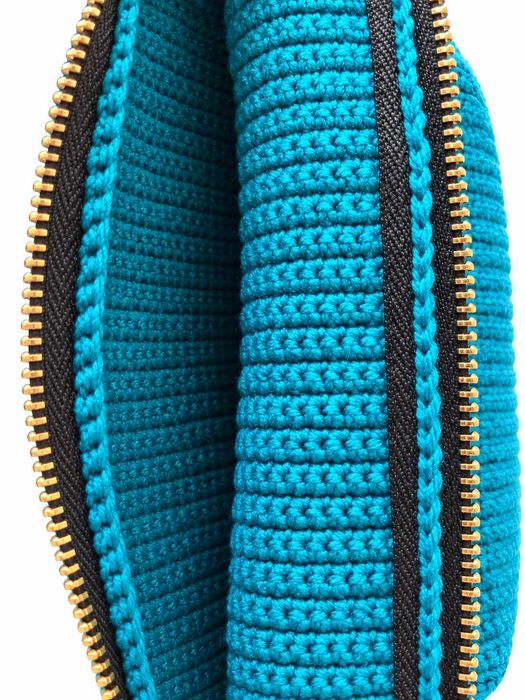 Bolsa Mala em CROCHE ARTESANAL - Azul Esverdeado - Singularmente bonita