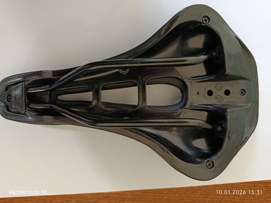 Седло для велосипеда WEST BIKING