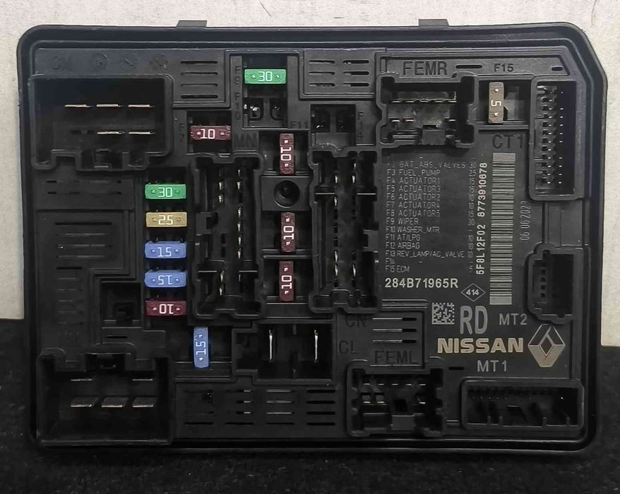 Caixa Fusíveis / SAM / BSI DACIA SANDERO III ano 2023