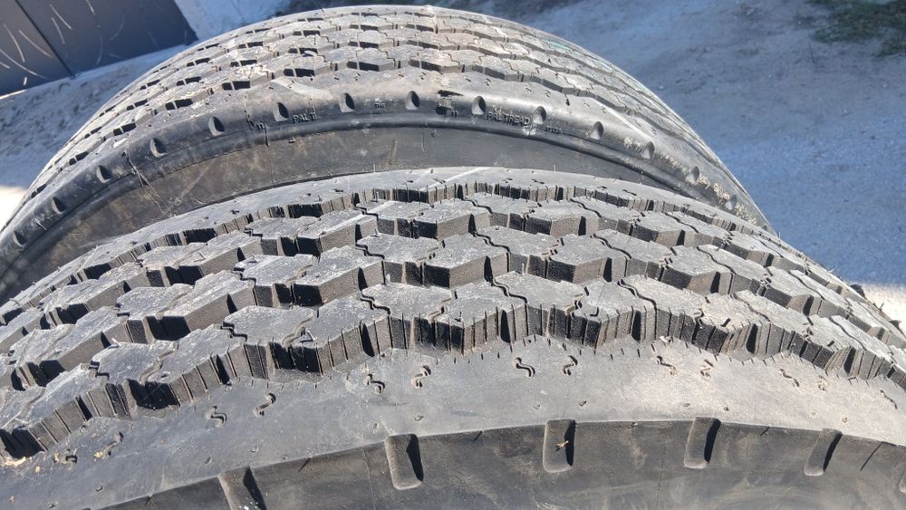 Par de pneus camião direccionais 315/80 R22.5