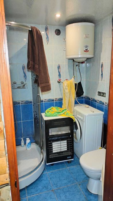 Окремий будинок на 5 сотках . Терміново.