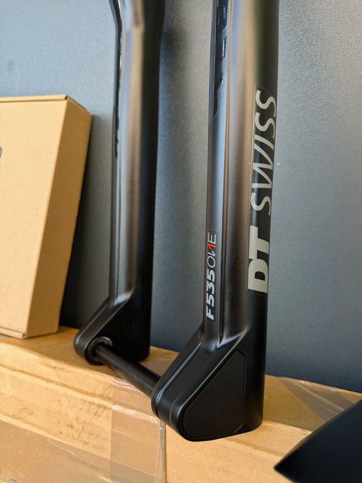 Нова топова вилка DT SWISS F 535 One 140mm