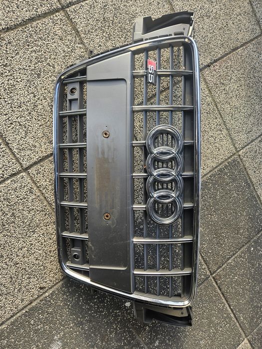 Grill audi s5 2010r