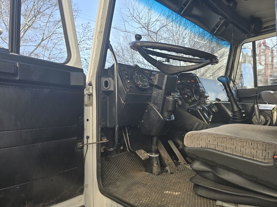 Продам МаЗ 6303 с прицепом