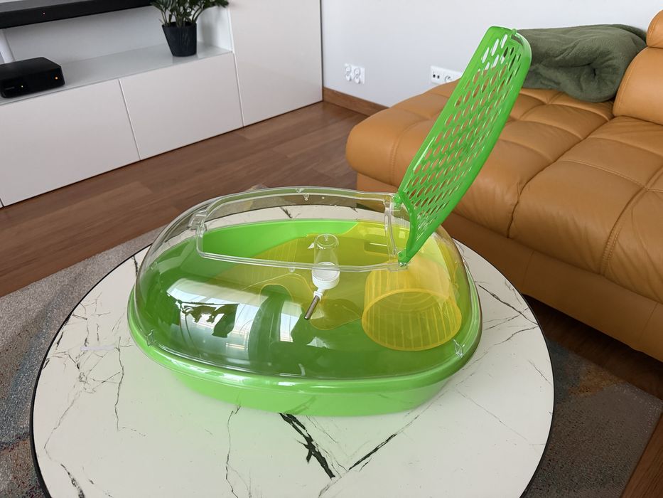 Klatka / pojemnik dla chomika praktycznie nowa