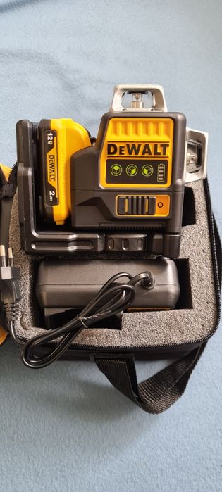Nivel a Laser Dewalt completo