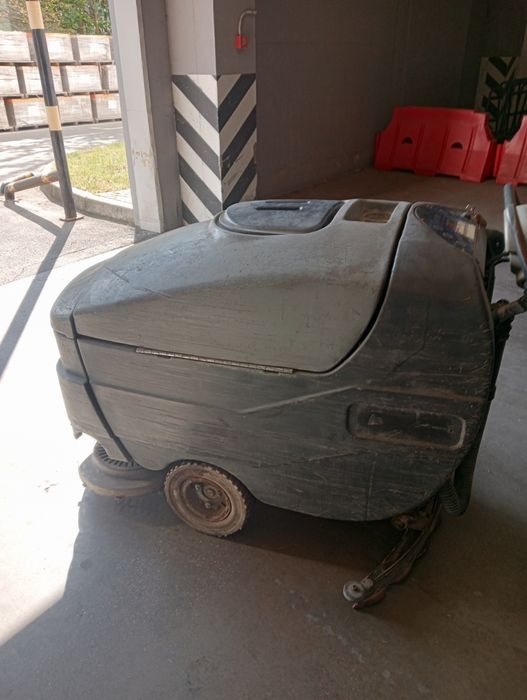 Підлогомийна машина Nilfisk 855,755