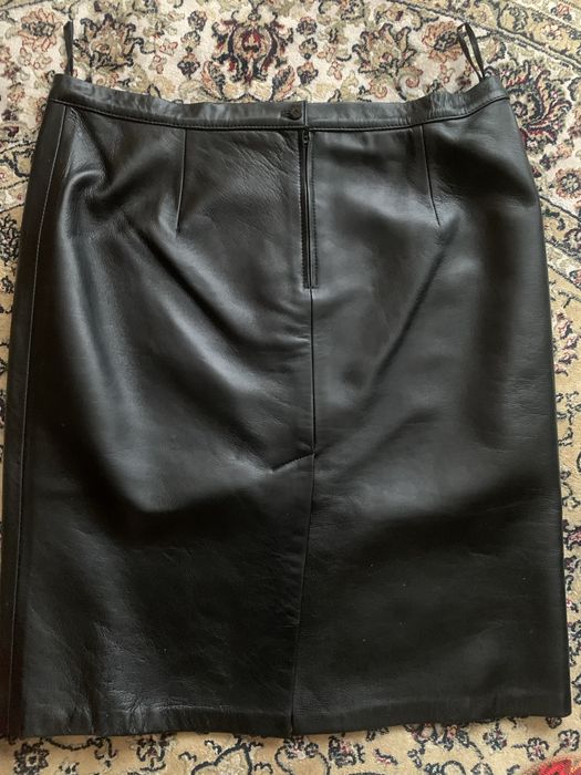 Шкіряна юбка - олівець