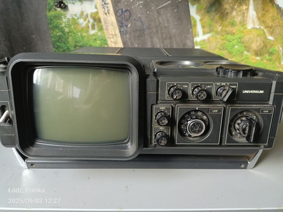 Radio telewizor retro universum sk 27811r