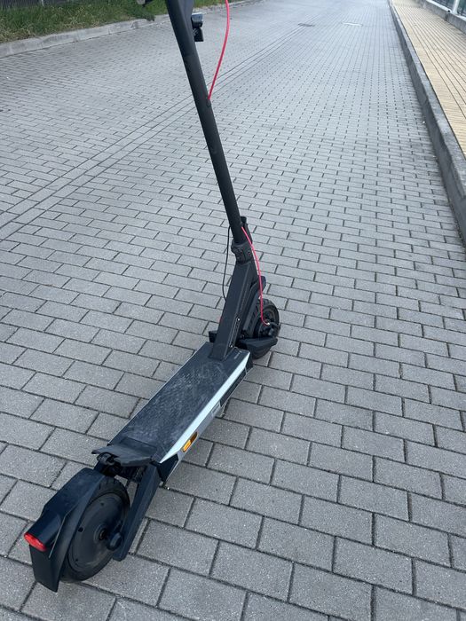 Hulajnoga navee s 40
