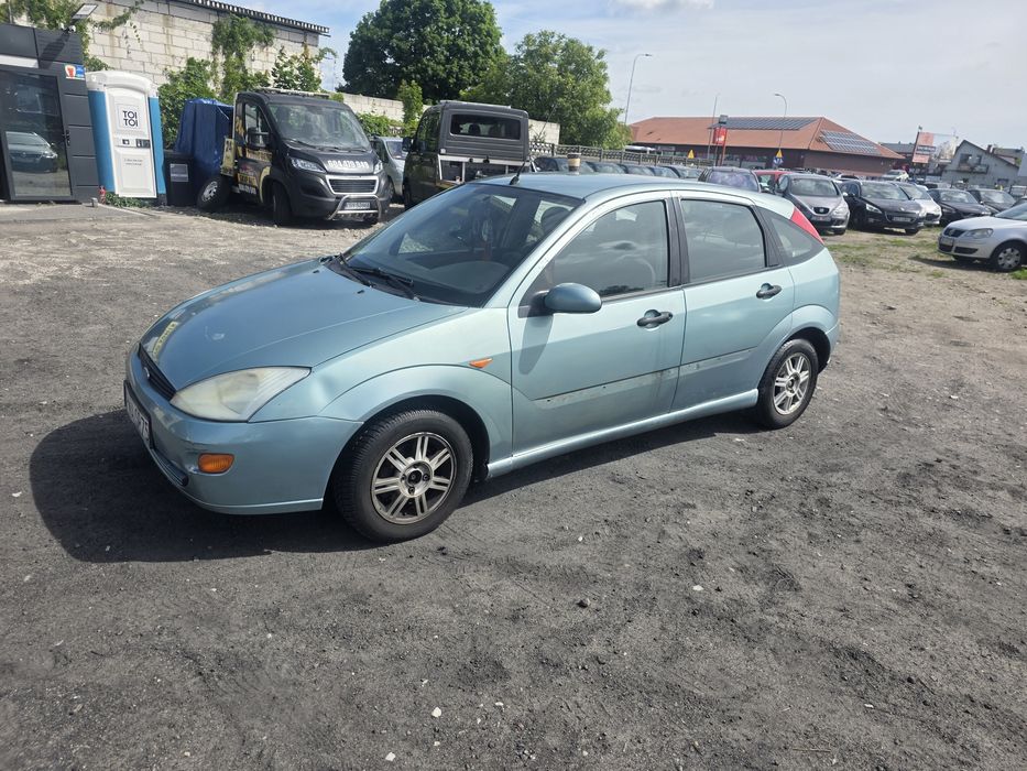 Ford Focus 1.6 benzyna