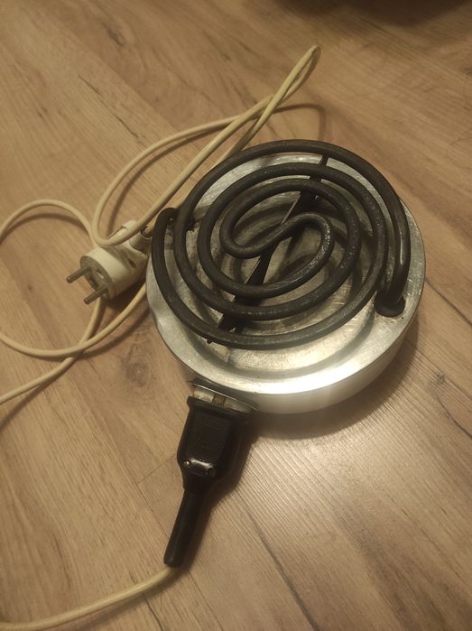 Kuchenka elektryczna z PRL-u