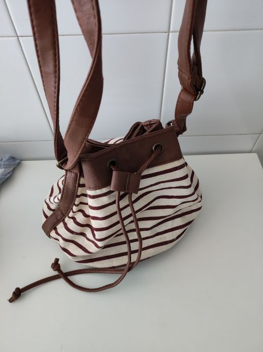 Mala de senhora pequena