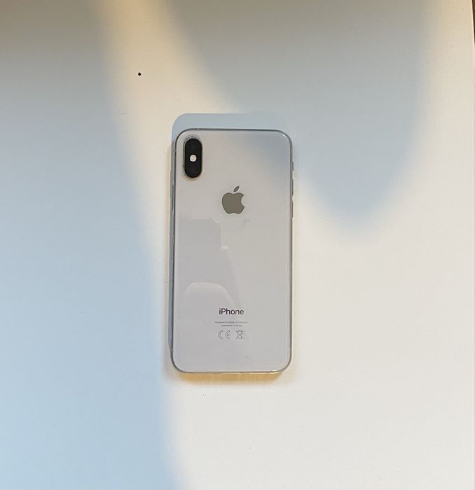 Iphone XS uszkodzony