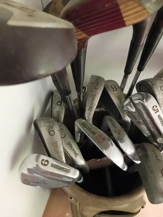 Equipamento de golfe