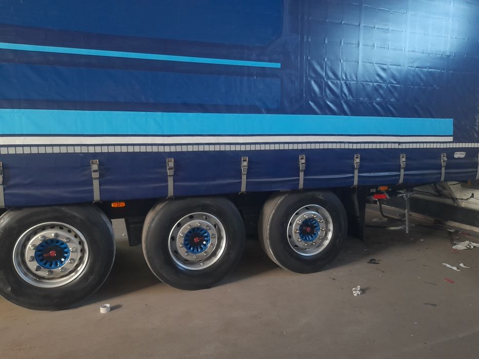 Semi-reboque Krone reforçado