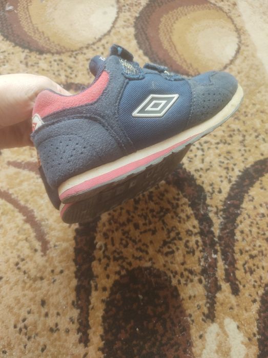 Adidasy sportowe umbro