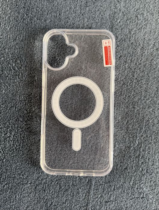 Чехол на iPhone 16 plus