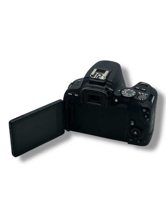 Aparat Canon EOS 200D | Błąd ERR 30