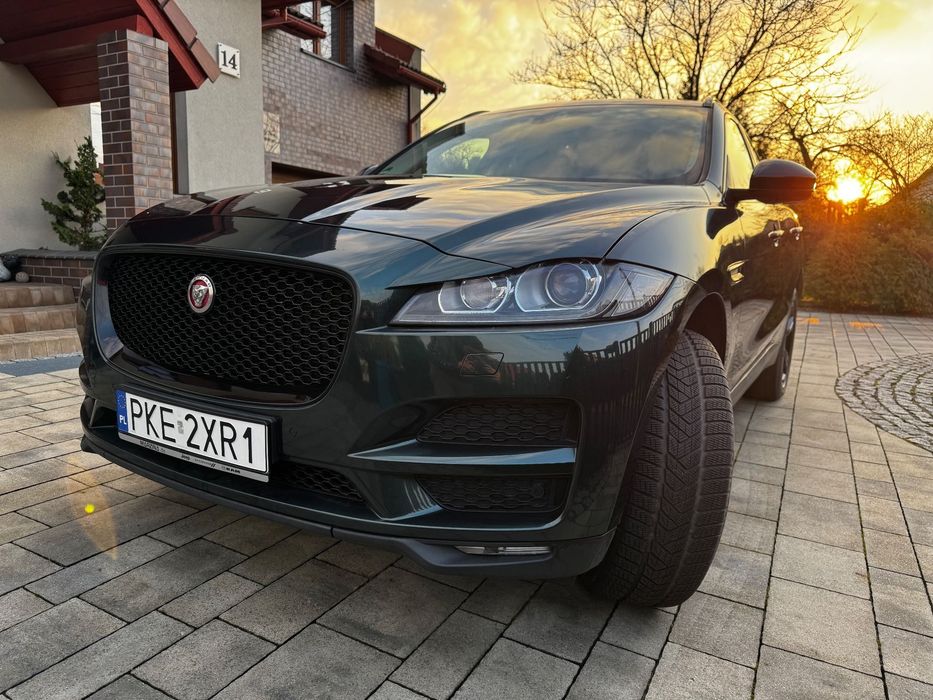 Jaguar F-Pace