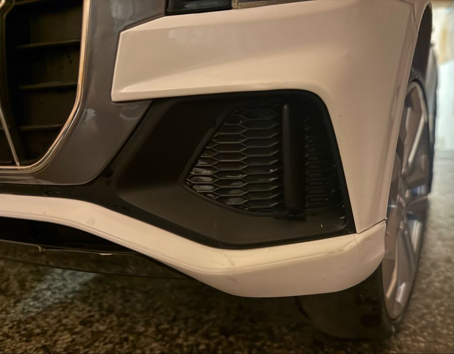 Дитяча машинка електромобіль Audi Q8