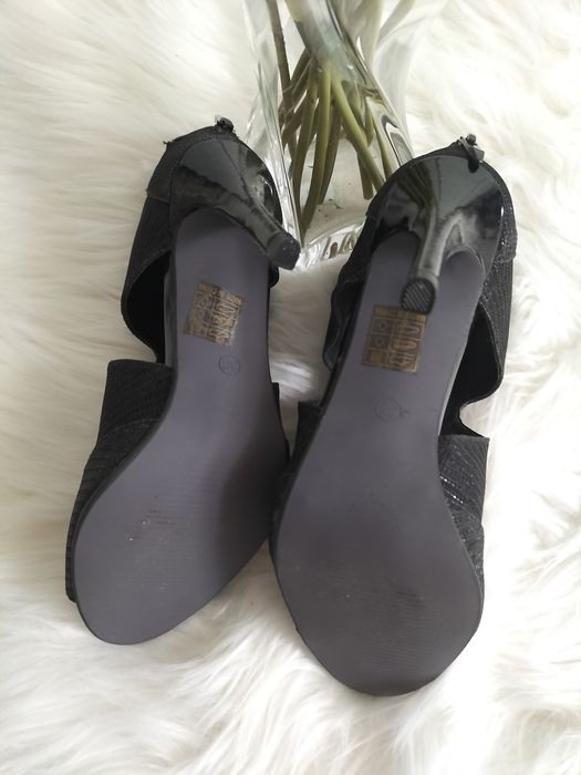 Buty czarne szpilki 38